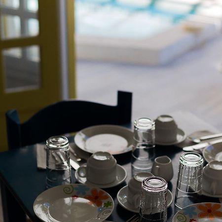 Sunny Days Hotel ثيرا المظهر الخارجي الصورة